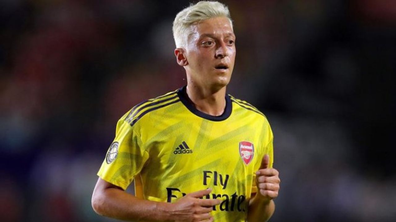 Ali Koç'tan sürpriz Mesut Özil kararı!