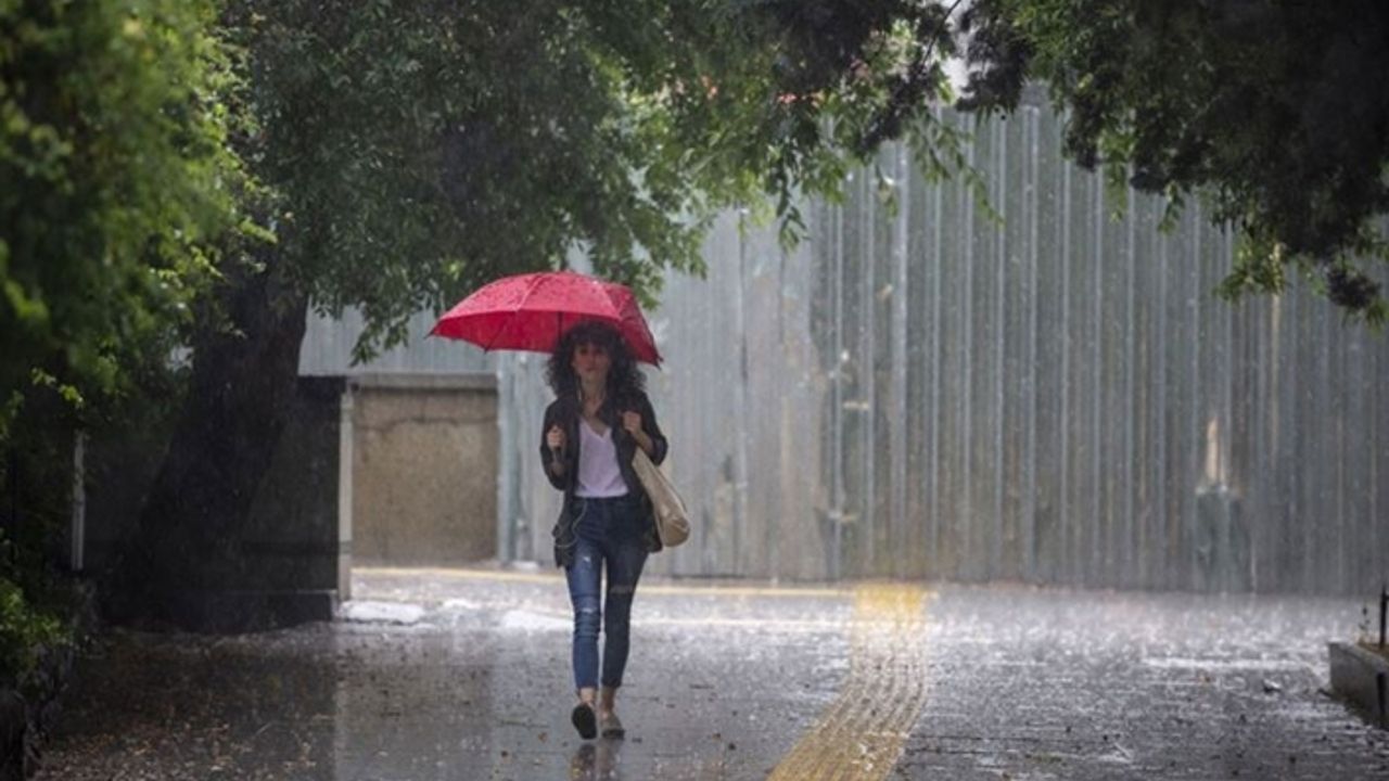 Dikkat! Meteoroloji uyardı! 9 kentte sağanak yağış var