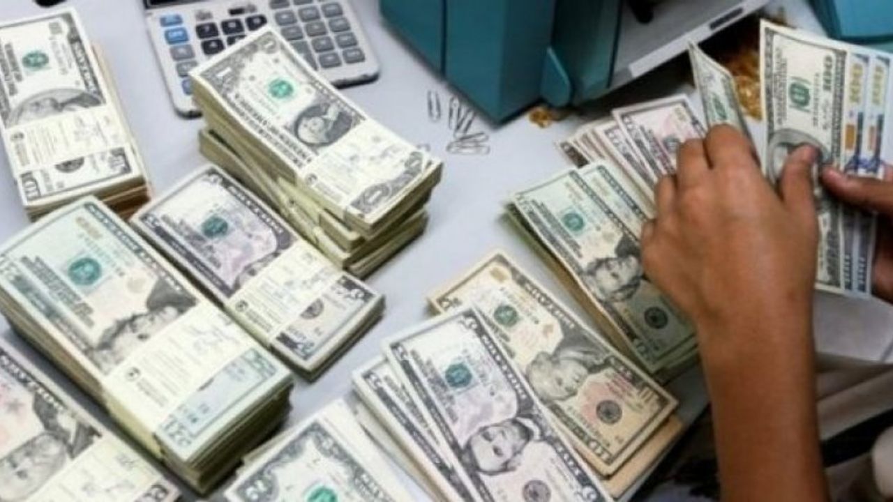 Dolar güne yukarı yönlü başladı