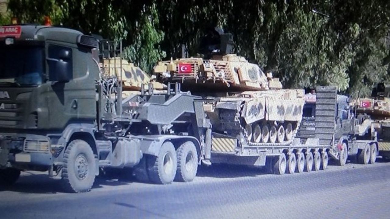 TSK'dan sınıra tank ve zırhlı araç sevkiyatı!
