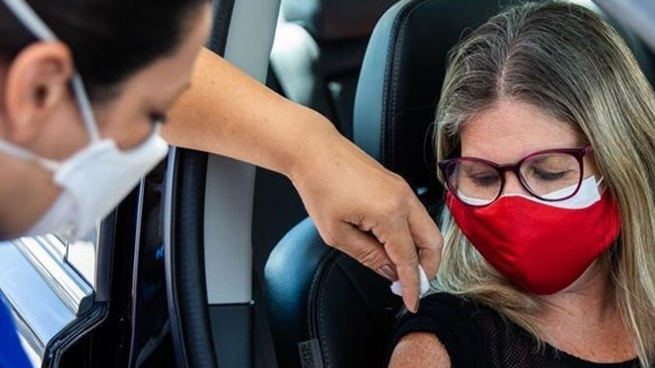 ABD'de ikinci doz aşı yaptıranların sayısı 153 milyonu geçti