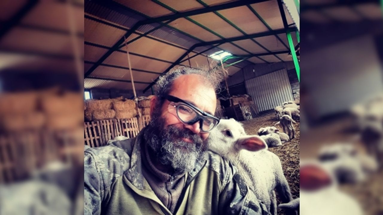 Ali Dündar: 'Kendinizi değerli hissettiren her şey güzeldir'