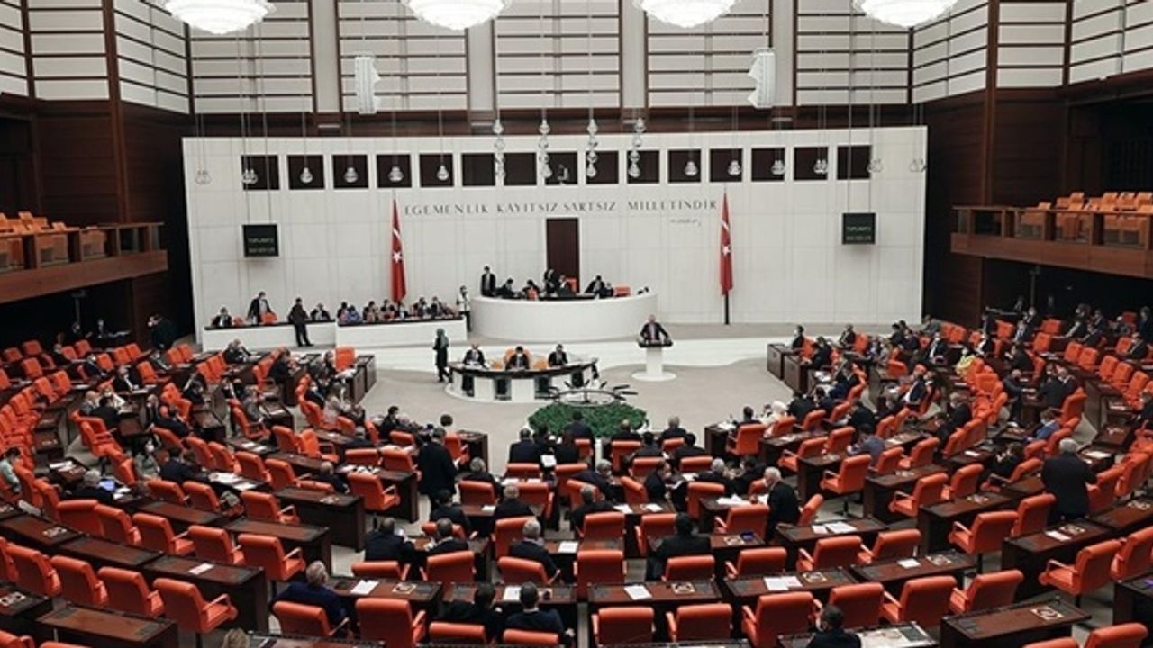 Askeri Ceza Kanunu'nda değişiklik içeren teklifin birinci kısmı kabul edildi