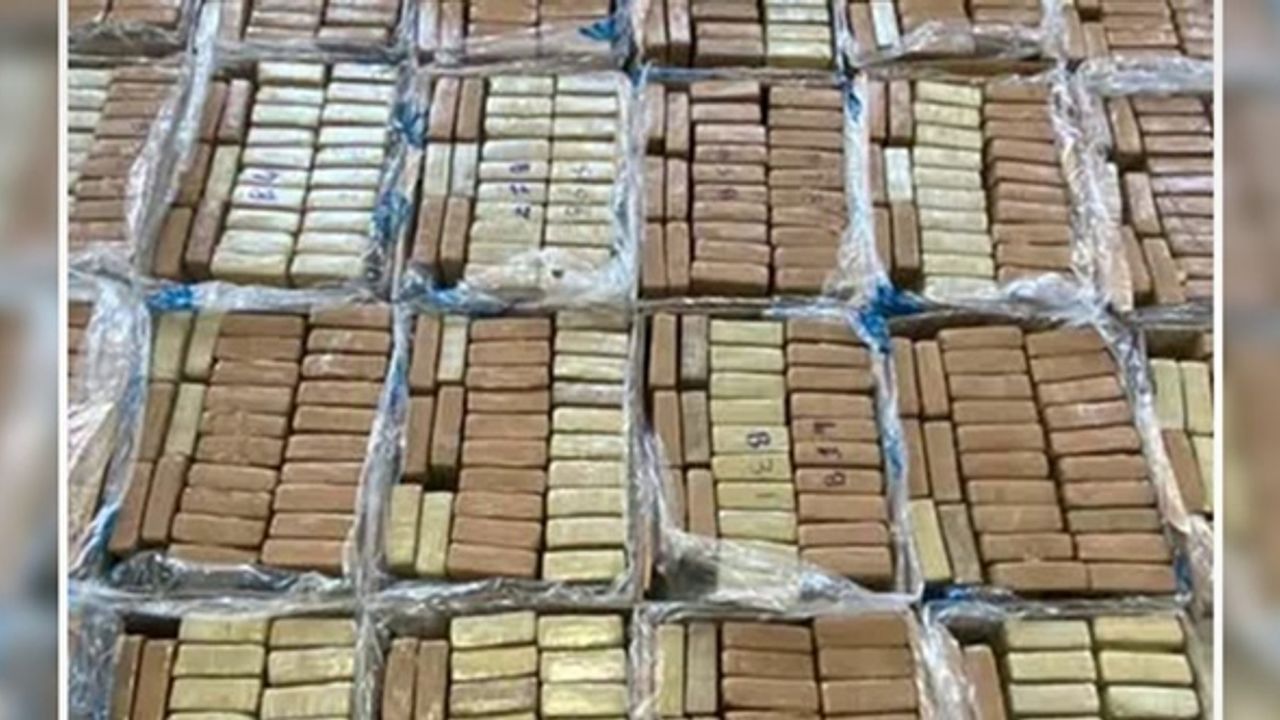 Emniyet açıkladı:  İki ülkede 7 tondan fazla uyuşturucu ele geçirildi