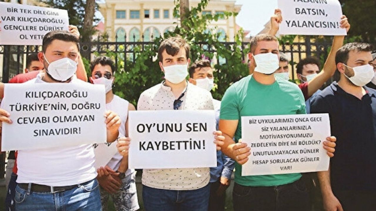 Gençler Kılıçdaroğlu’na dava etti: 1’er liralık tazminat