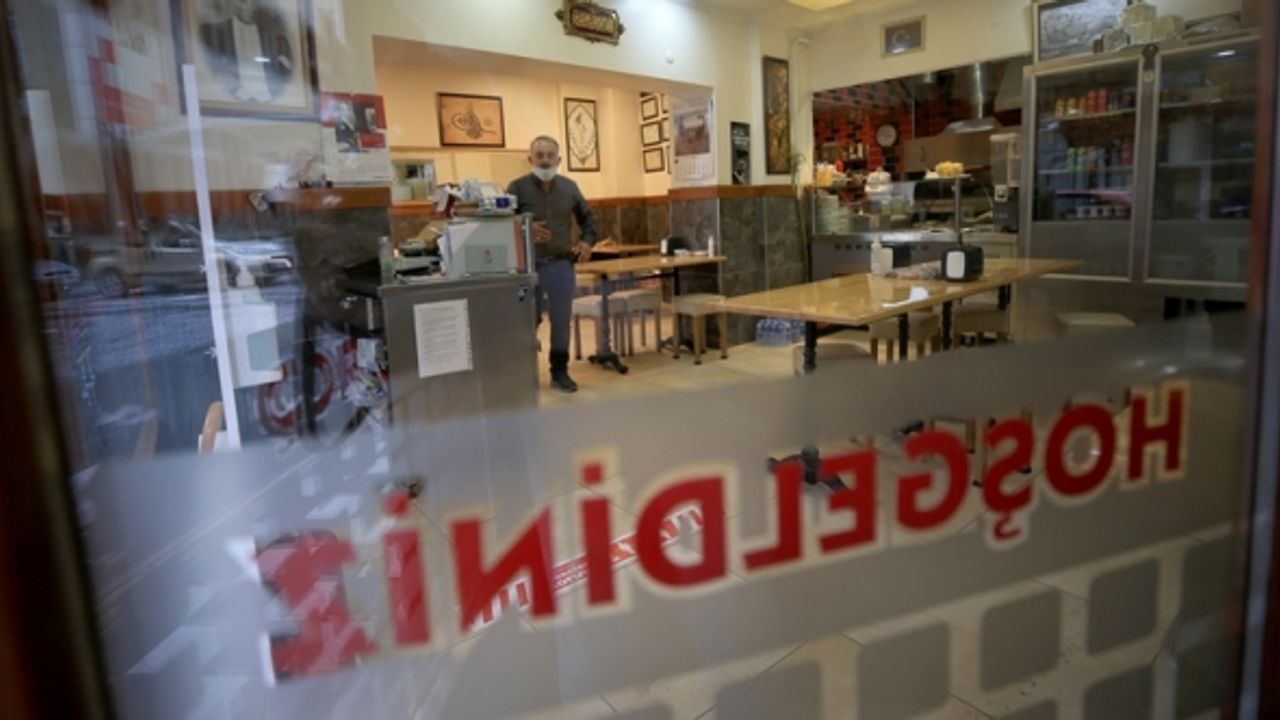 Kademeli normalleşme başladı, iş yerleri kapılarını açtı