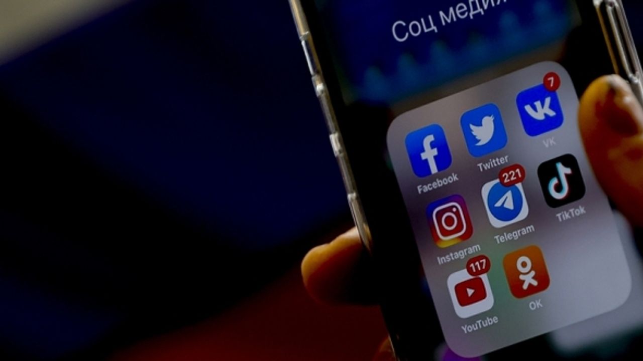 O ülkeden Facebook ve Telegram’a ceza