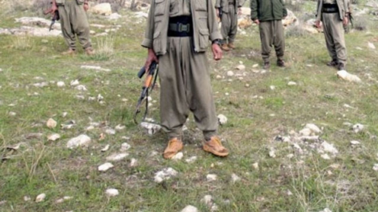 PKK'da çözülme sürüyor: 3 terörist teslim oldu