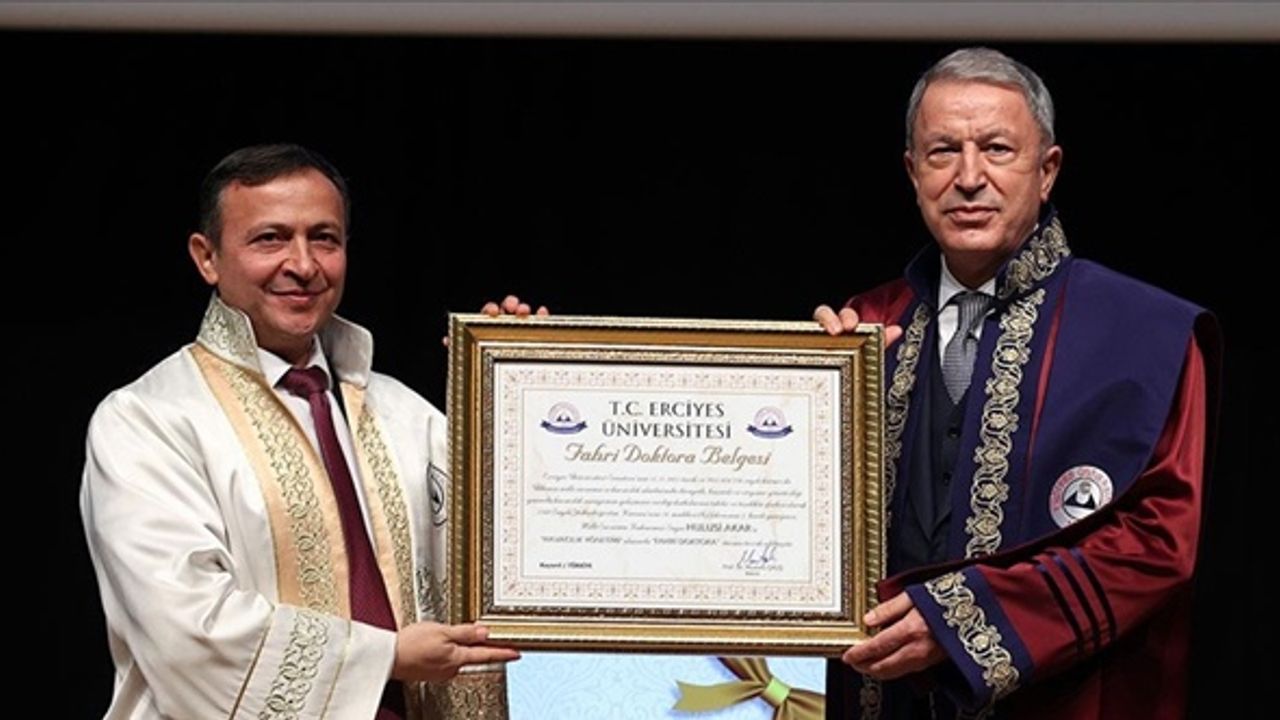 Bakan Akar: "Terörist neredeyse hedefimiz orasıdır"