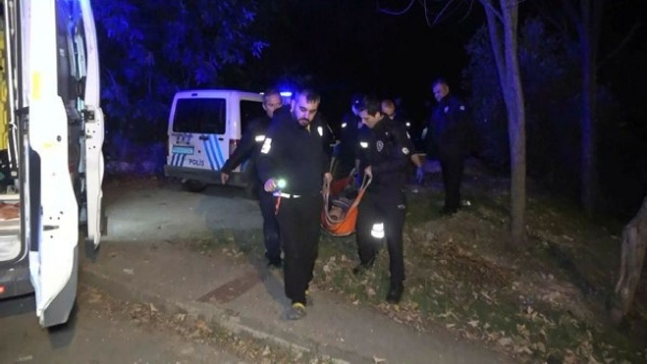 Kaybolan alzaymır hastası düştüğü çukurda bulundu
