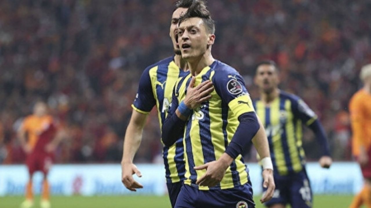 Mesut'tan net mesaj: 'Takımın lideri benim'