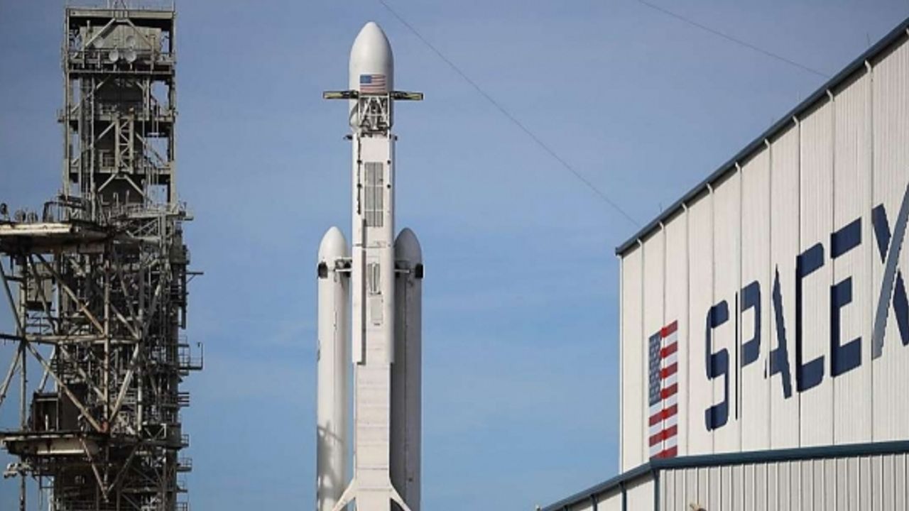 SpaceX, 4 astronotu daha uzaya gönderdi
