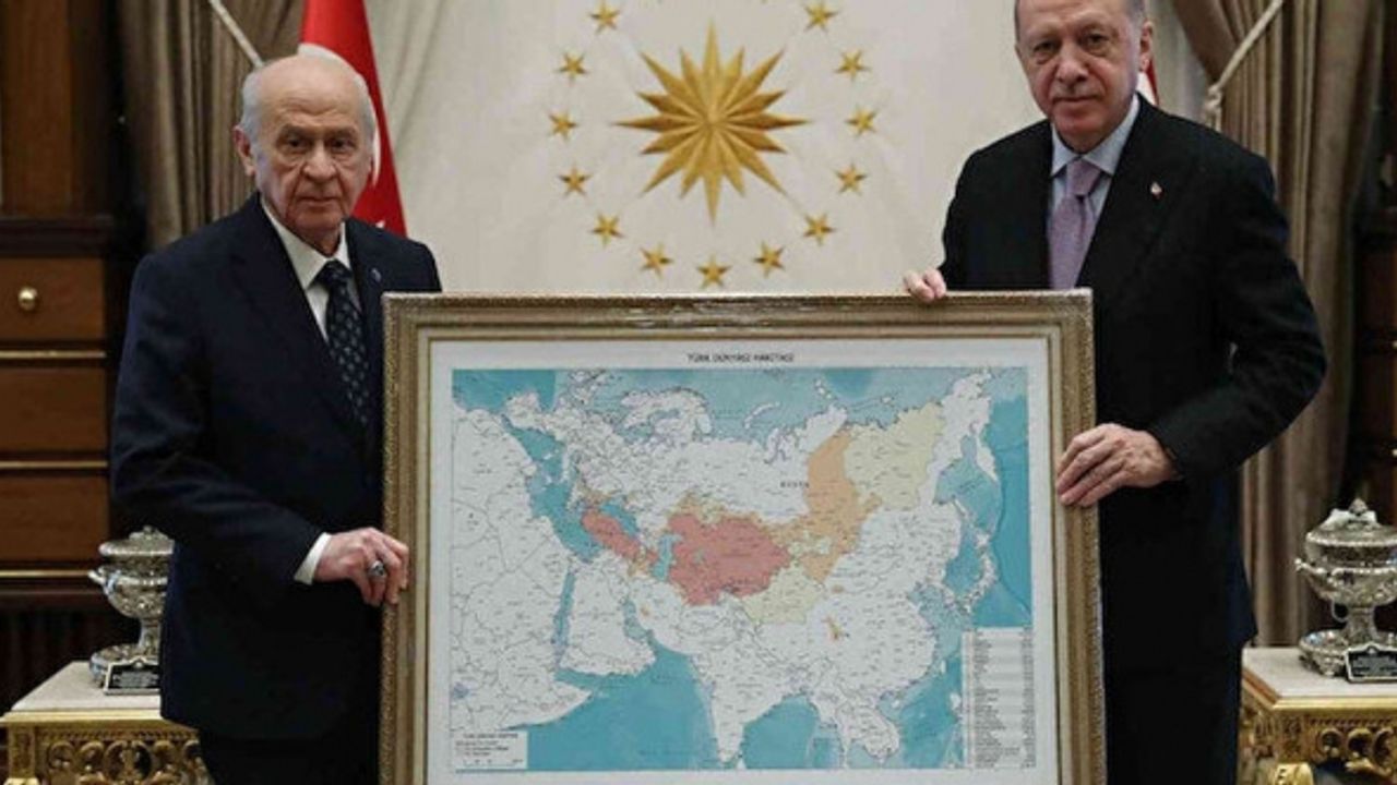 "Türk Dünyası" pozu rahatsız etti! 'Kışkırtıcı' dediler