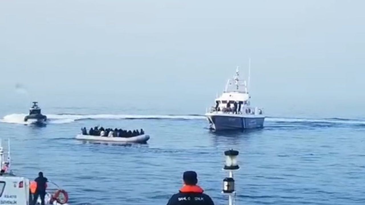 Türkiye tarafına itilen 75 düzensiz göçmen karaya çıkartıldı