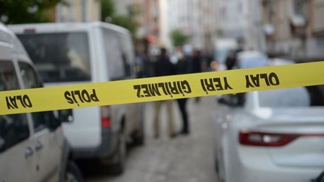 Önce eşini öldürdü sonra intihar etti
