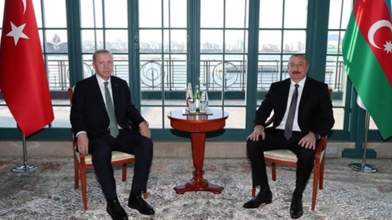 Cumhurbaşkanı Erdoğan, Azerbaycan Cumhurbaşkanı Aliyev ile bir araya geldi