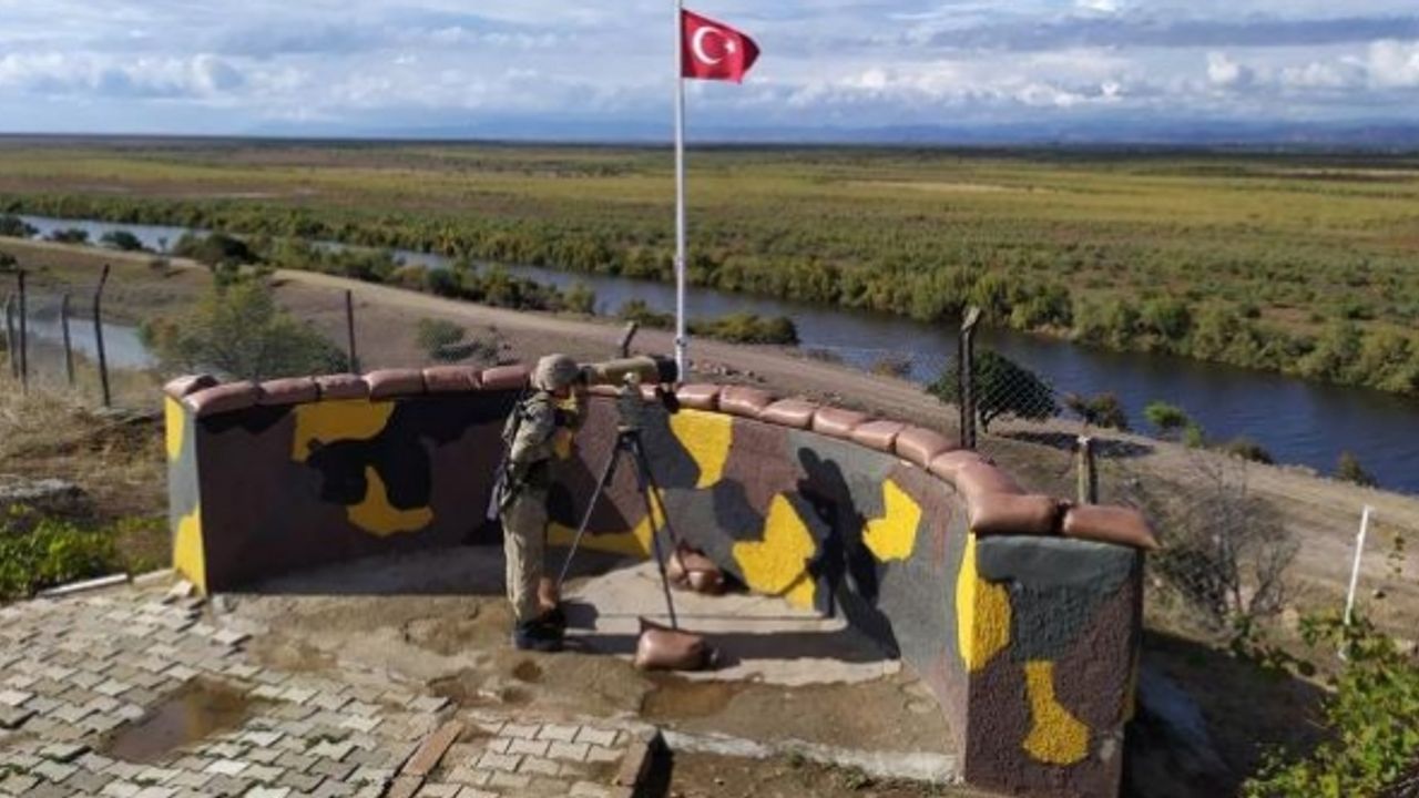 Terör örgütü üyeleri sınırda yakalandı