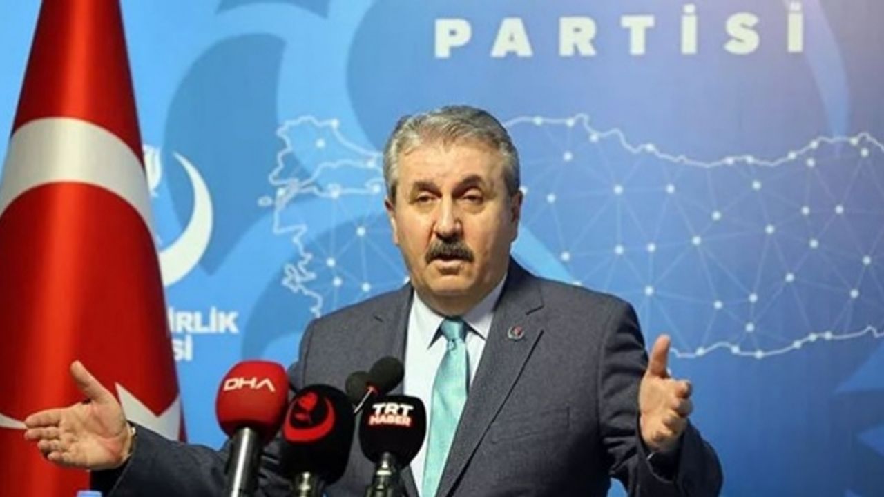 Destici'den MHP'ye sitem