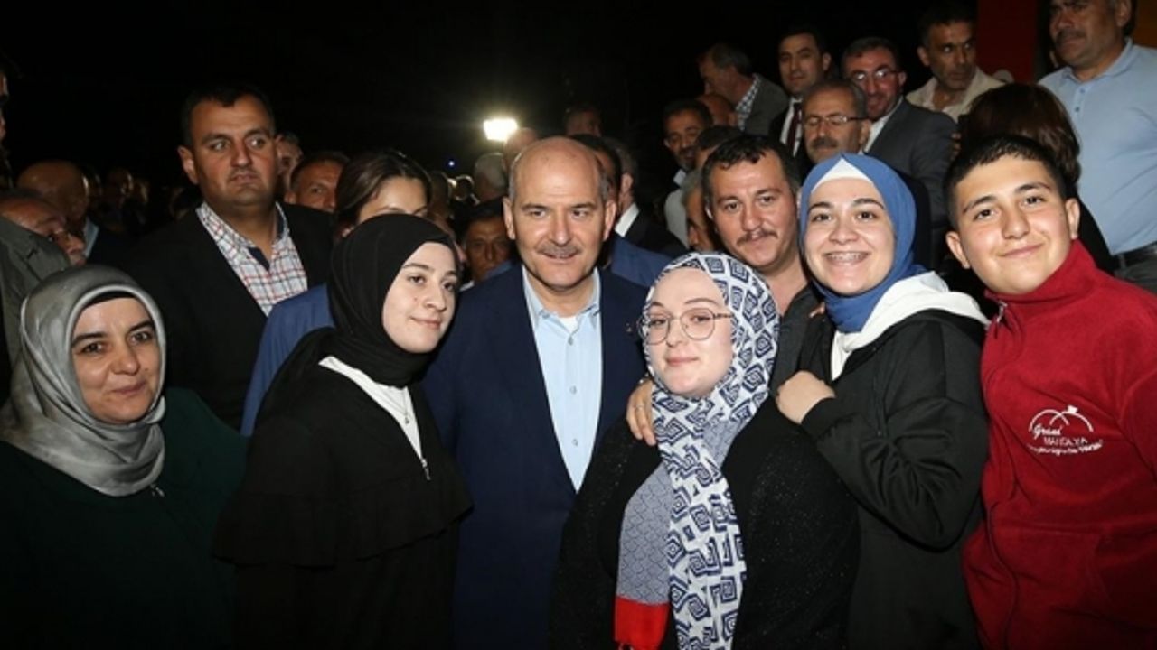 Bakan Soylu, muhtarlar ve sivil toplum kuruluşlarıyla görüştü
