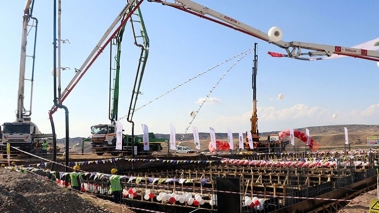 Çorum'da barut, fişek, kapsül üretecek tesislerin temeli atıldı