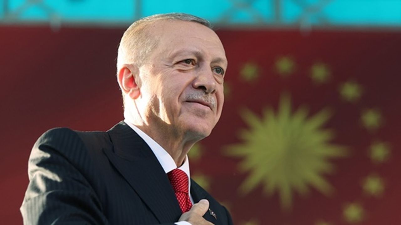 Cumhurbaşkanı Erdoğan: "Ege'de her fırsatta huzursuzluk çıkaranların sadece maşa olduğunu biliyoruz"