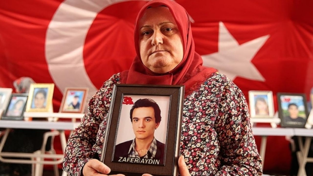 Diyarbakır annesi: '40 yıl dahi geçse mücadelemize devam edeceğiz'