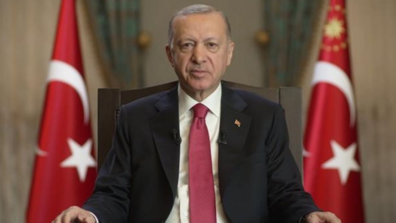 Le Figaro'dan Erdoğan’ın diplomasi çabalarına övgü: Türkiye vazgeçilmez bir konumda