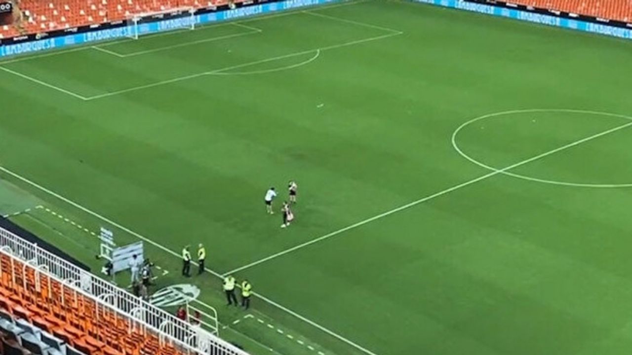 Maxi Gomez Valencia'ya veda etti