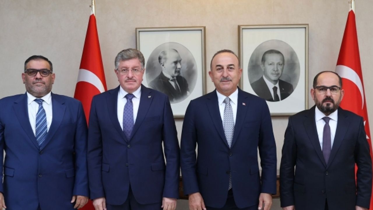 Mevlüt Çavuşoğlu, Suriye muhalefet liderleriyle görüştü