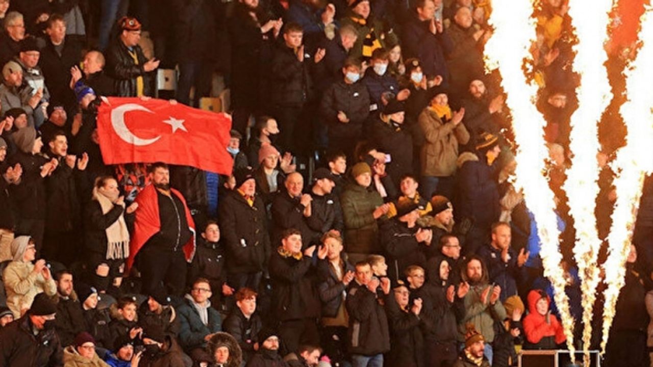 Milli futbolcu, Hull City ile prensip anlaşmasına vardı