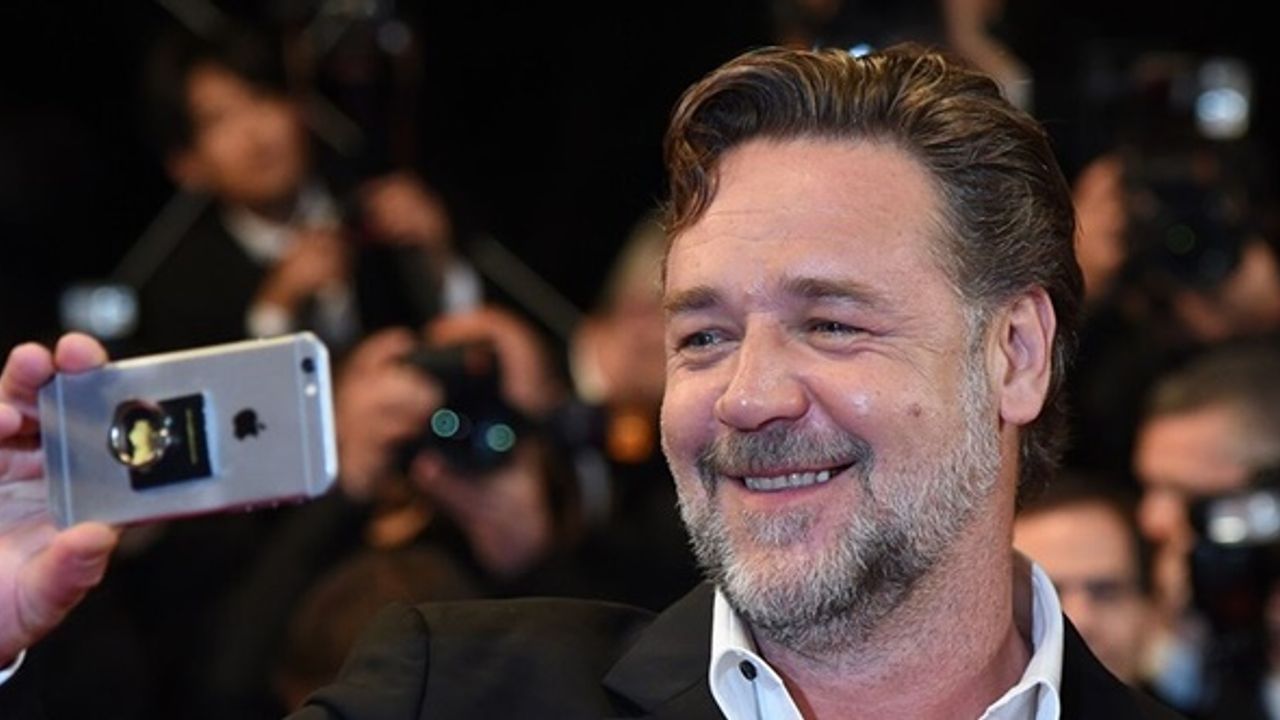 Russell Crowe'dan hayranlarına Türkiye çağrısı