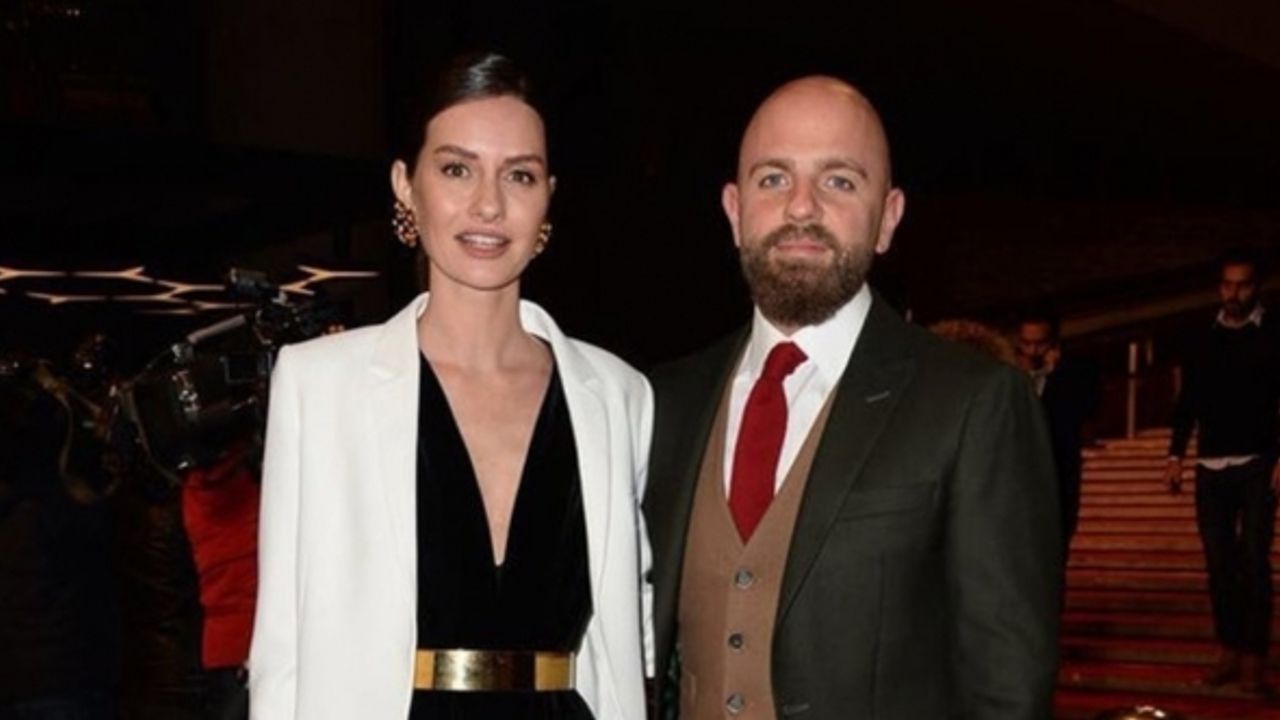 Yasemin Özilhan'dan boşanma iddialarına fotoğraflı yanıt