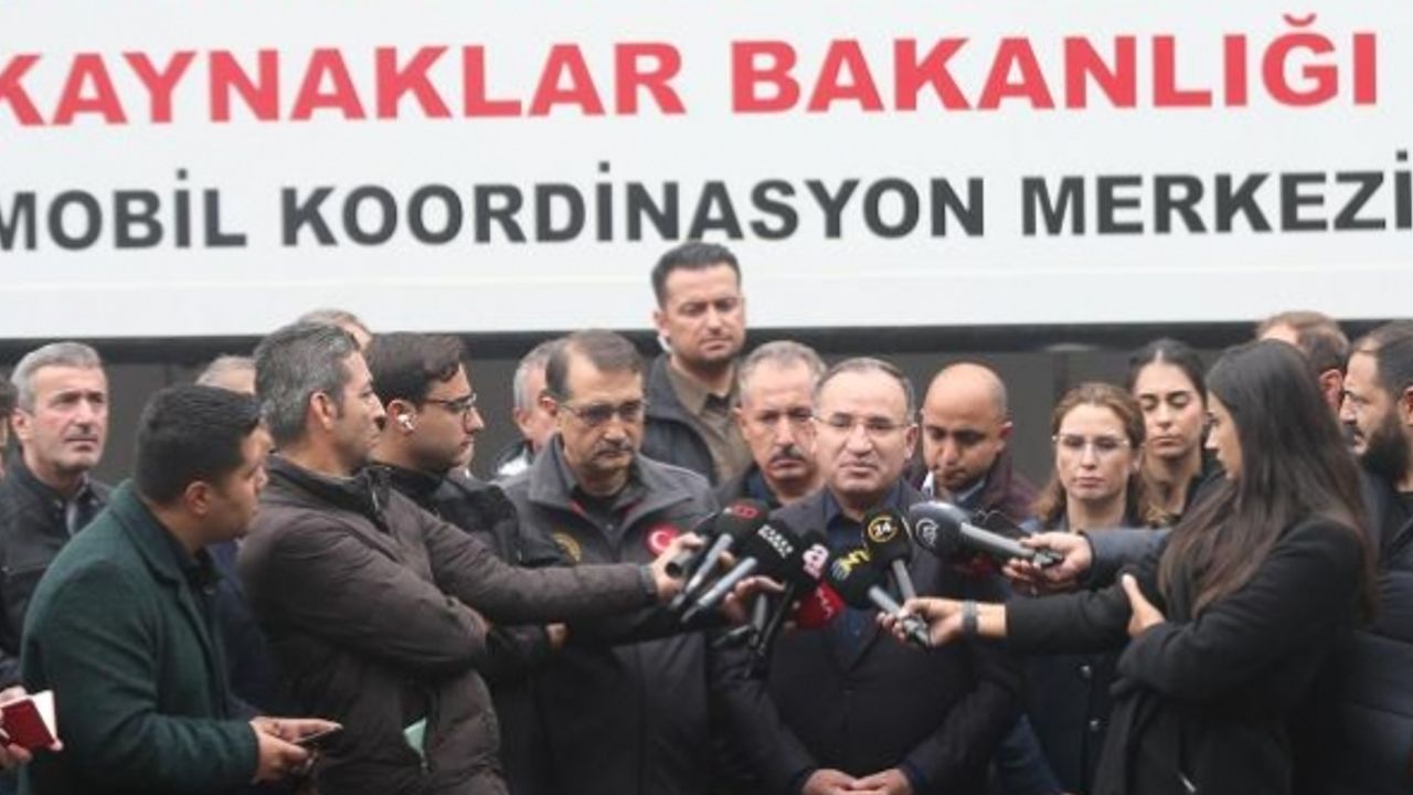 Bakan Bozdağ: Kazada ihmal, kusur, eksiklik ne varsa hukuk gereğini yapacak