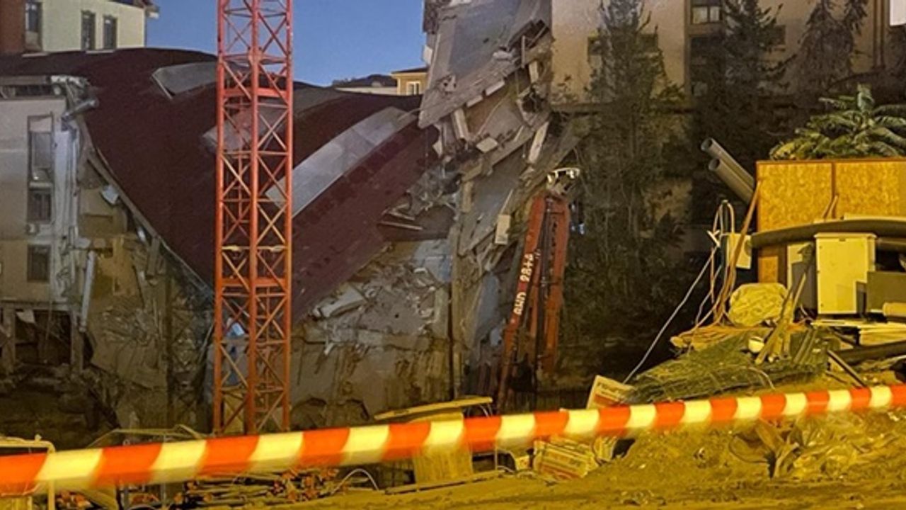 Daha önce boşaltılan üniversite binası çöktü