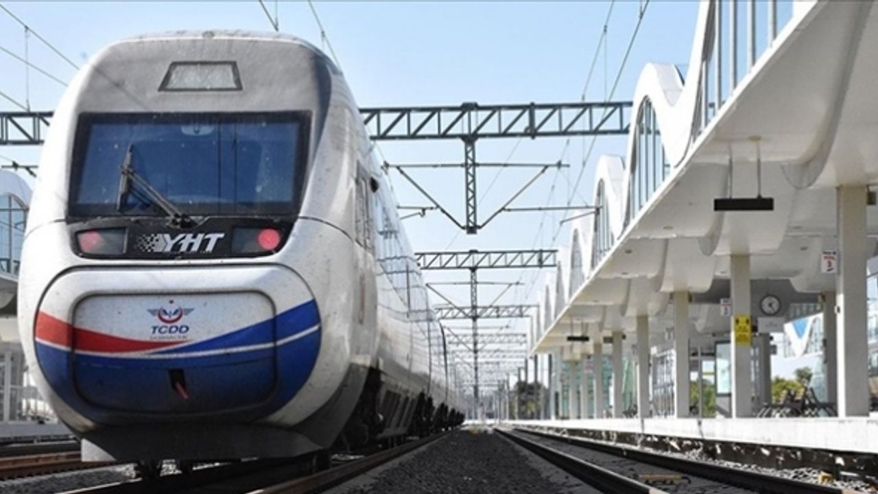 Eskişehir-İstanbul YHT hattında ek seferler ilgi görüyor