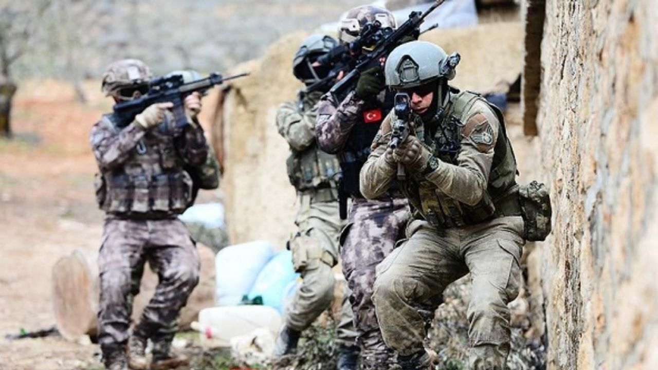 İki bölgede 3 PKK/YPG'li terörist öldürüldü