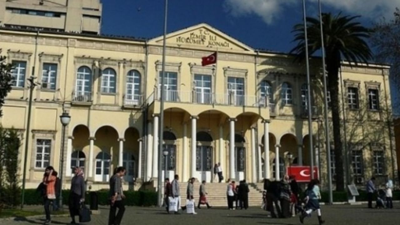 İzmir Valiliğinden '3 okul birden kapatıldı' haberine ilişkin açıklama