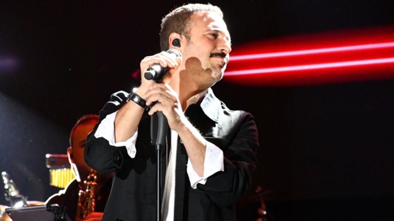 Oğuzhan Koç, Kahramanmaraş'ta konser verdi