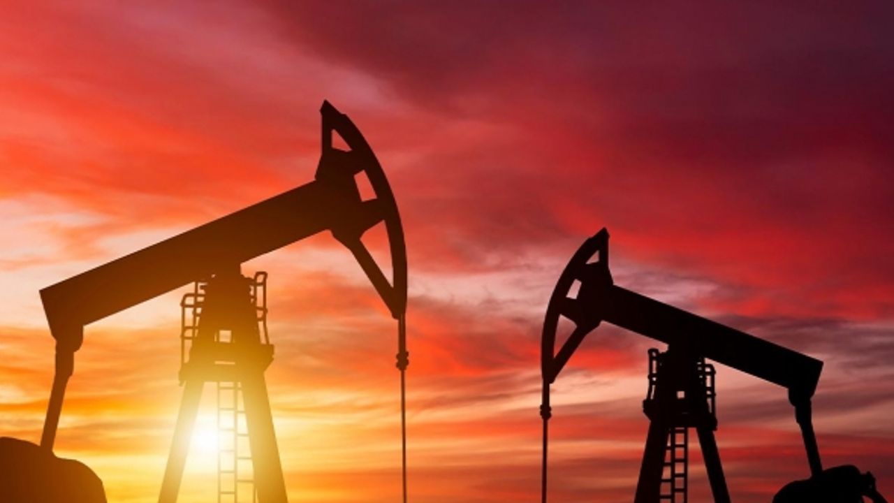 Petrol üretimi 2 milyon varil azalacak