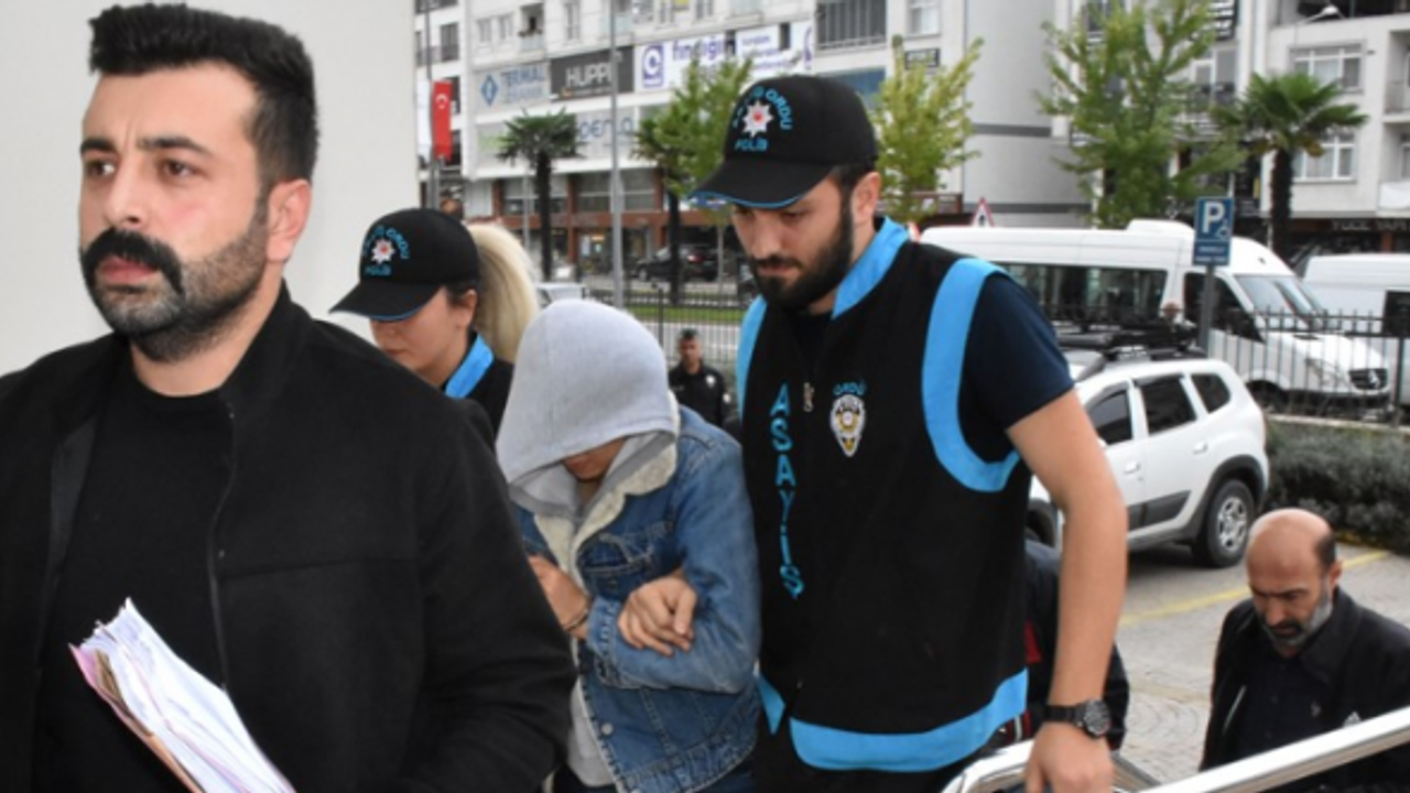 Tarlada cesedi bulunan bebeğin annesi adliyeye sevk edildi