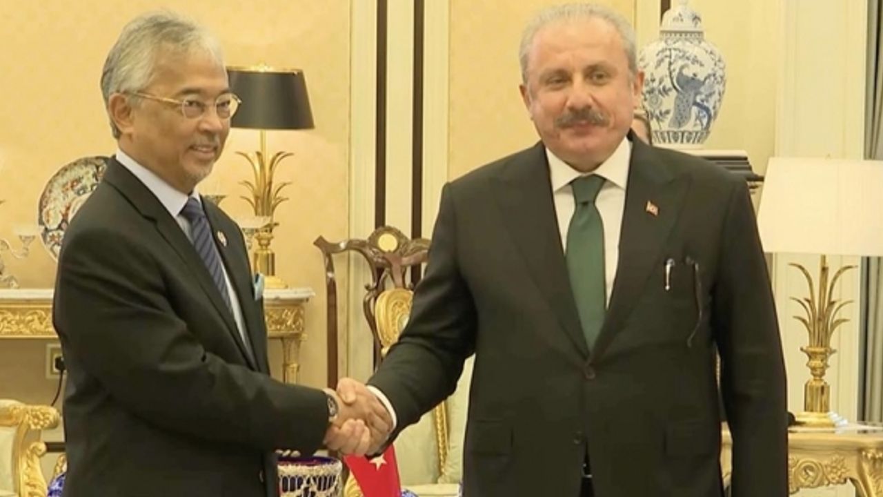 TBMM Başkanı, Malezya Kralı ile görüştü