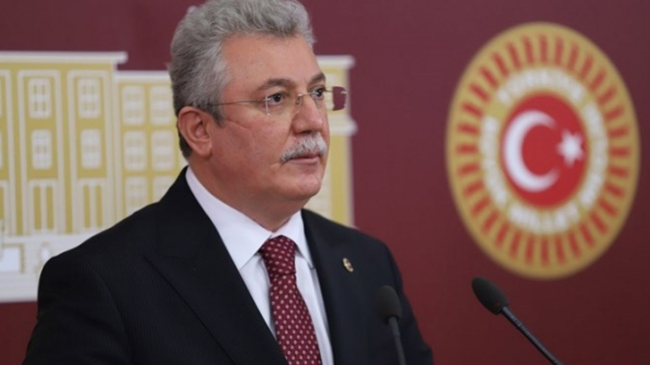 AK Partili Akbaşoğlu'ndan sözleşmeliye kadro ve EYT açıklaması