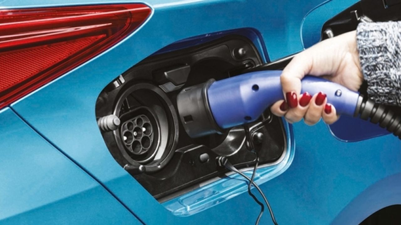 Avrupa'da elektrikli otomobil satışları arttı