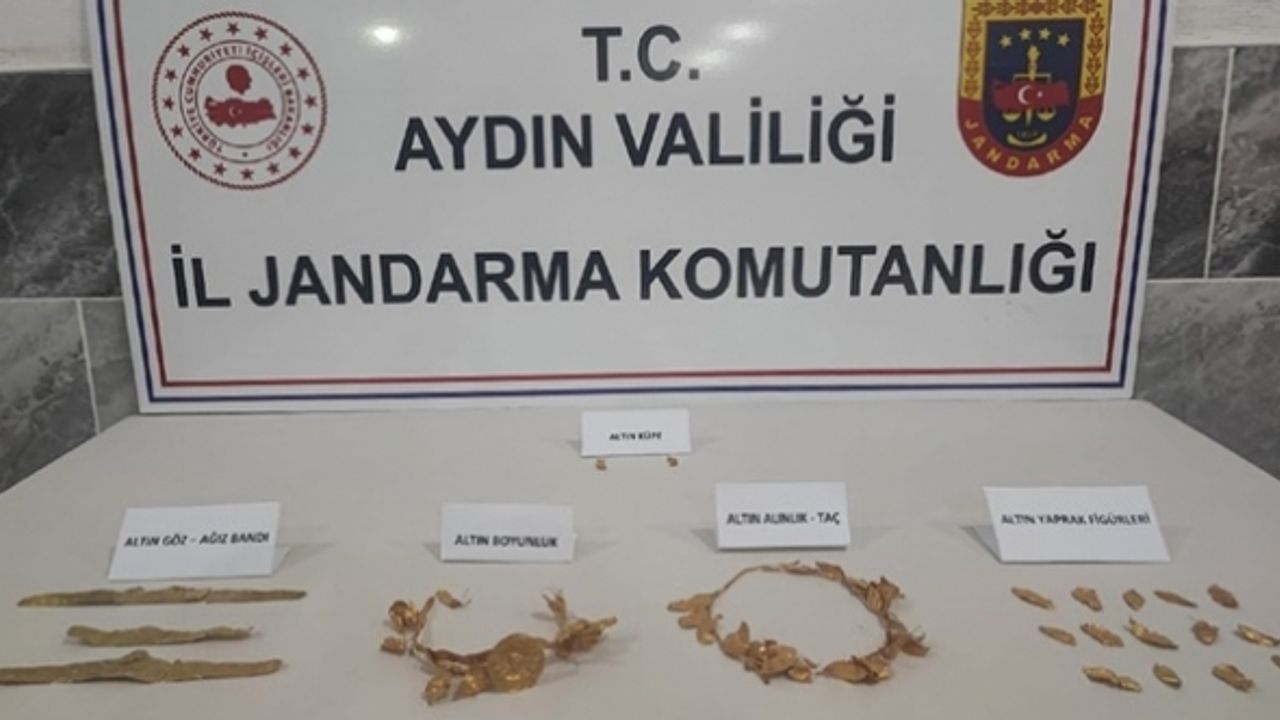 Aydın'da Roma Dönemi'nden kalma altın takılar ele geçirildi