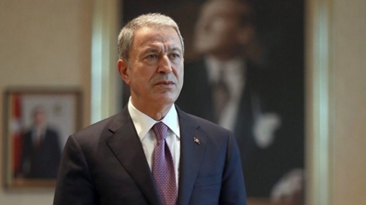 Bakan Akar, Fransız mevkidaşıyla görüştü