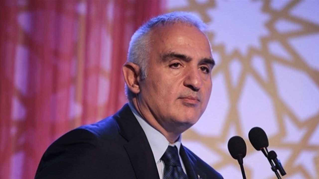 Bakan Ersoy, yıl sonuna kadar hedeflenen turist sayısını açıkladı