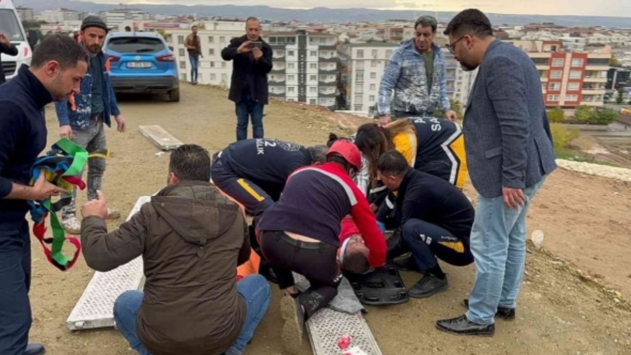Batman'da caminin iskelesi çöktü: 2'si ağır 14 yaralı