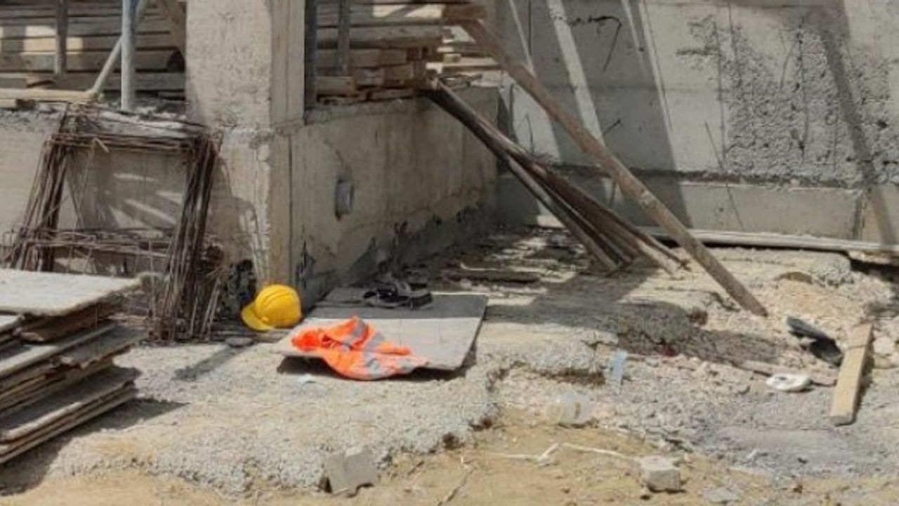 Beton kalıbın altında kalan işçi yaşamını yitirdi