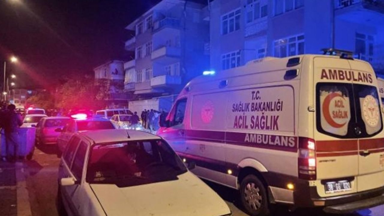 Bipolar hastası 3 polis ve 1 bekçiyi bıçakladı