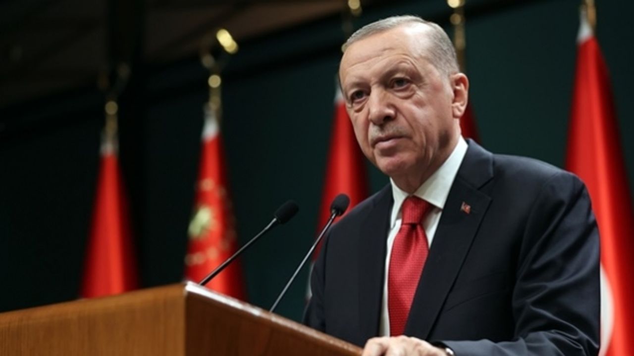 "Biz milletine husumet besleyen korkaklarla mücadele ederek Türkiye'yi bu günlere getirdik"